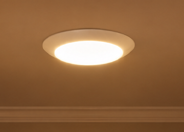 Recessed ceiling light with warm illumination